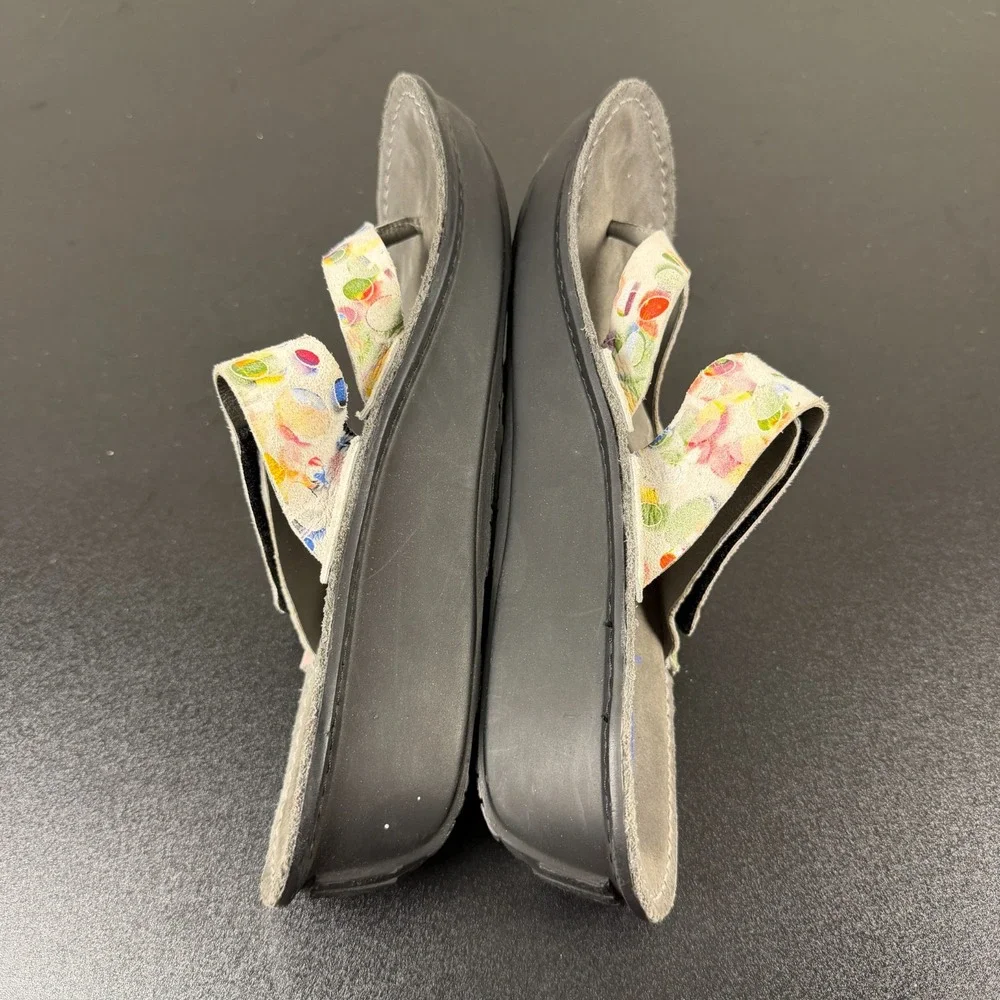 Wolky Sandals Womens 9/40 Multicolor Floral Leather Wedge Slide Thongs Casual